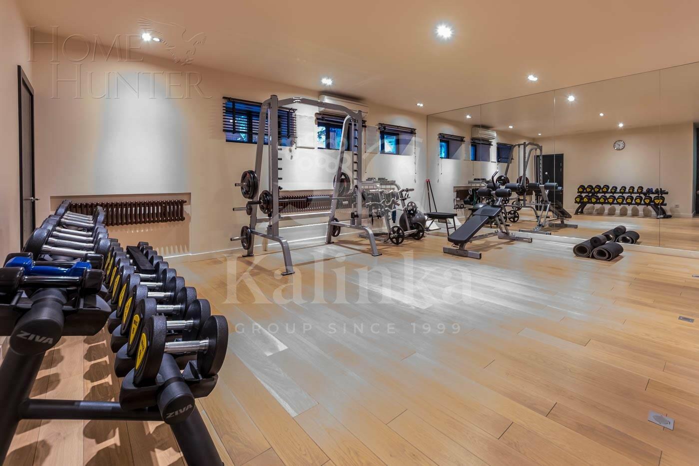 2-этажный коттедж 725 м² с отделкой