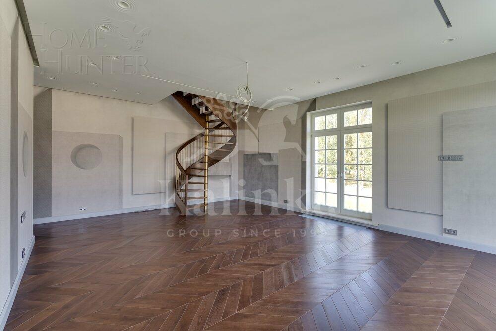 2-этажный коттедж 800 м² без отделки