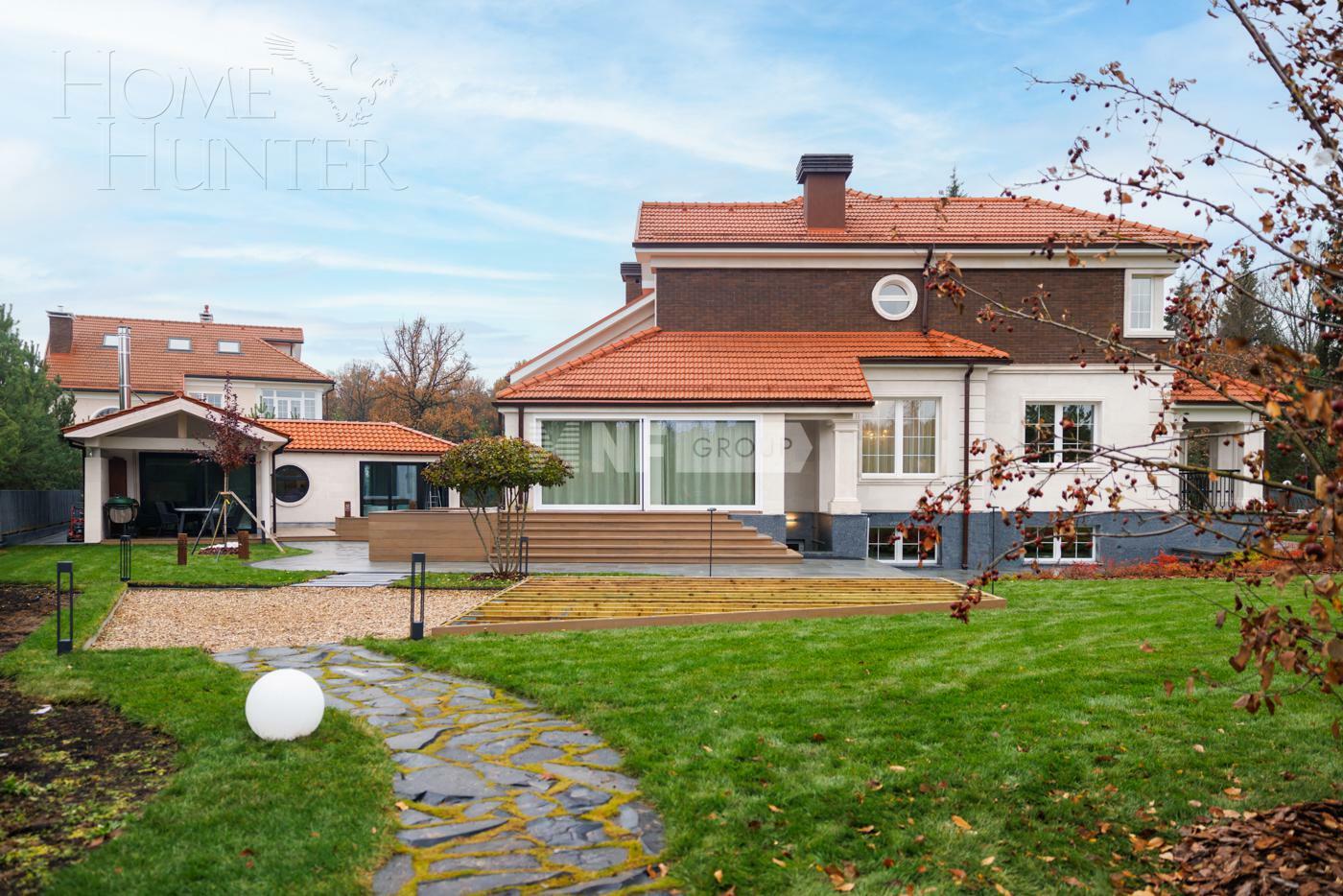 2-этажный коттедж 620 м² с отделкой