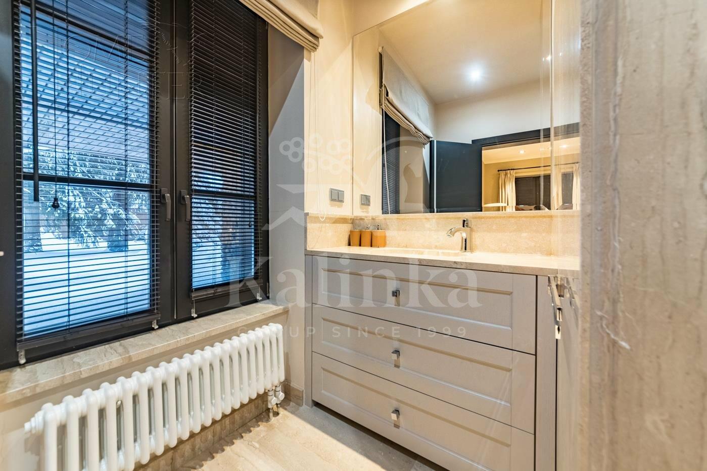 2-этажный коттедж 725 м² с отделкой