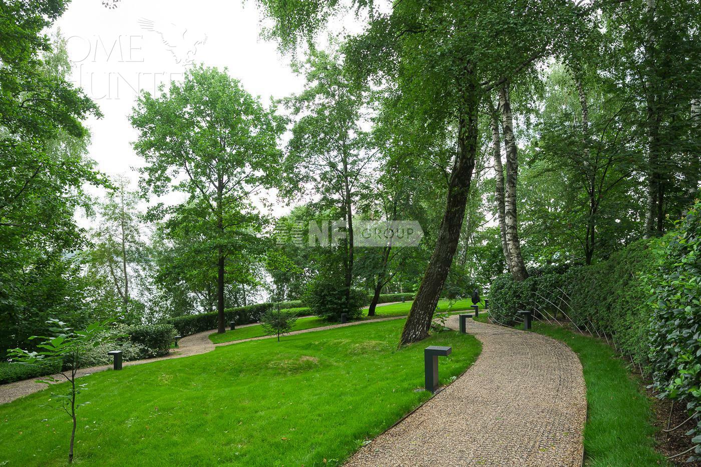 3-этажный коттедж 663 м² без отделки