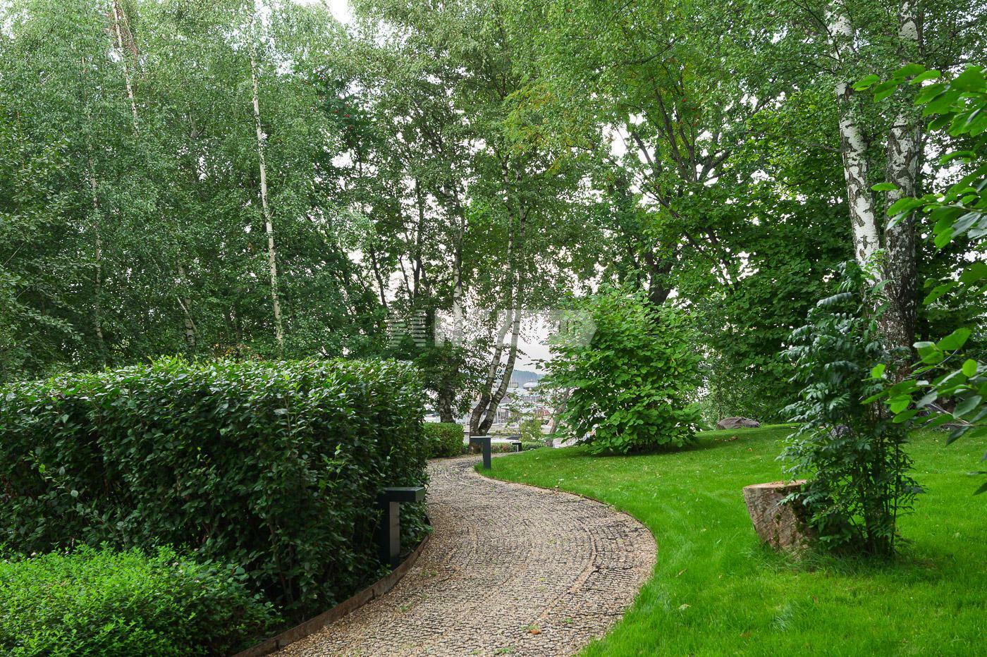 3-этажный коттедж 663 м² без отделки