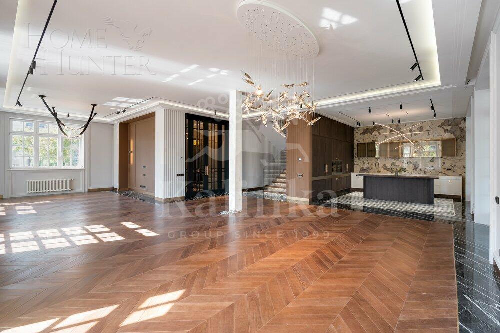 2-этажный коттедж 800 м² без отделки