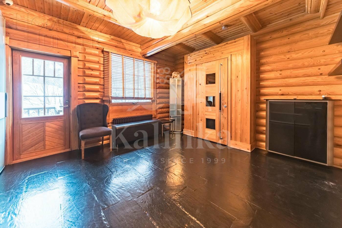 2-этажный коттедж 725 м² с отделкой