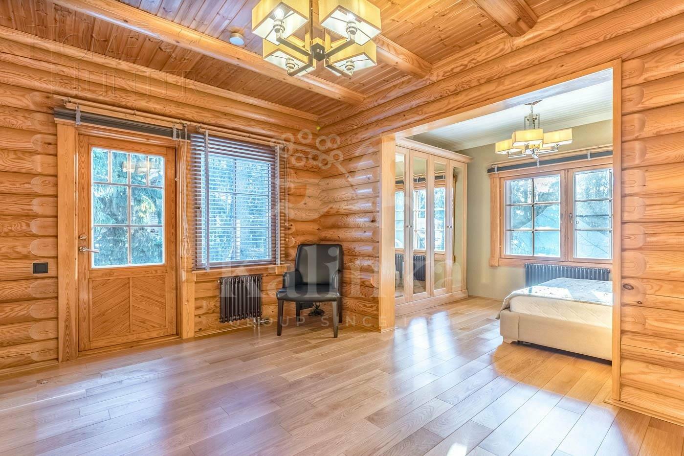 2-этажный коттедж 725 м² с отделкой