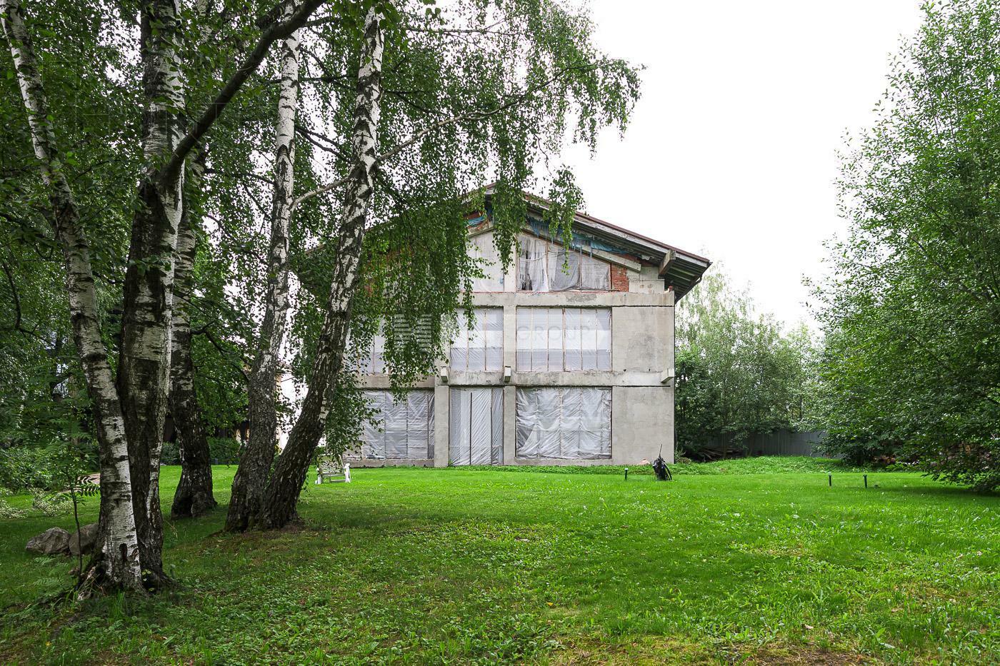 3-этажный коттедж 663 м² без отделки