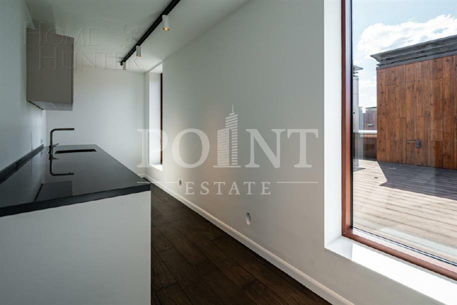 3-этажный таунхаус 240 м² с отделкой