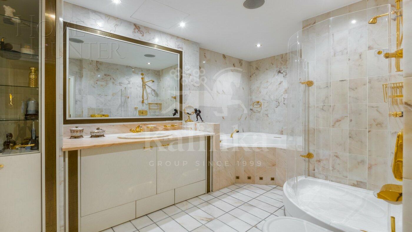 4-КОМН. КВАРТИРА С ОТДЕЛКОЙ 167.5 М² НА 5 ЭТАЖЕ
