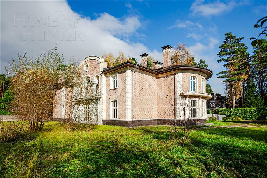 2-этажный коттедж 1 289 м² без отделки