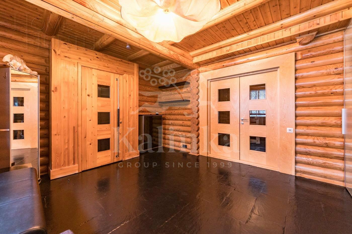 2-этажный коттедж 725 м² с отделкой