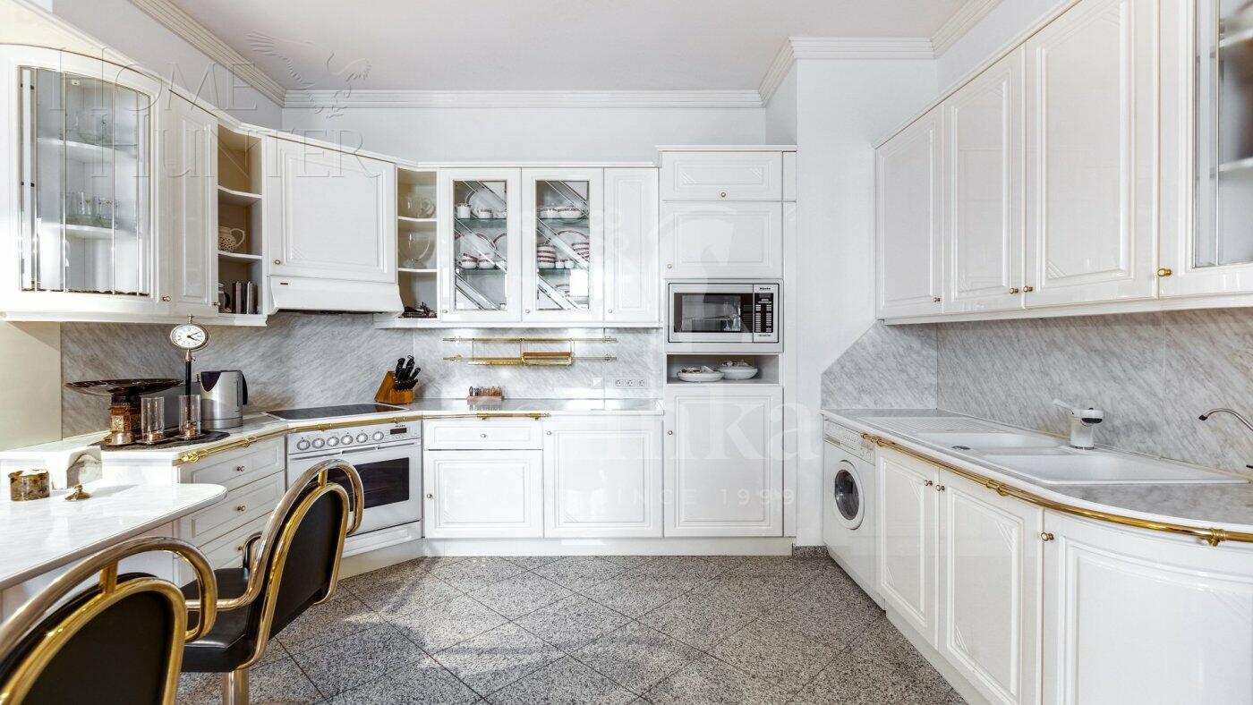 4-КОМН. КВАРТИРА С ОТДЕЛКОЙ 167.5 М² НА 5 ЭТАЖЕ