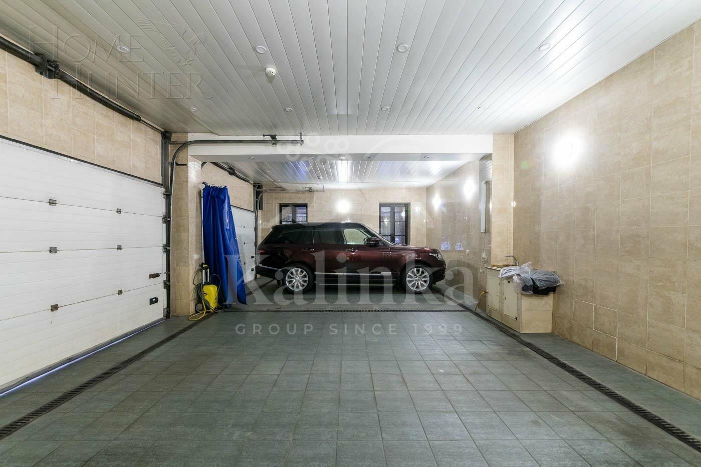 2-этажный коттедж 725 м² с отделкой