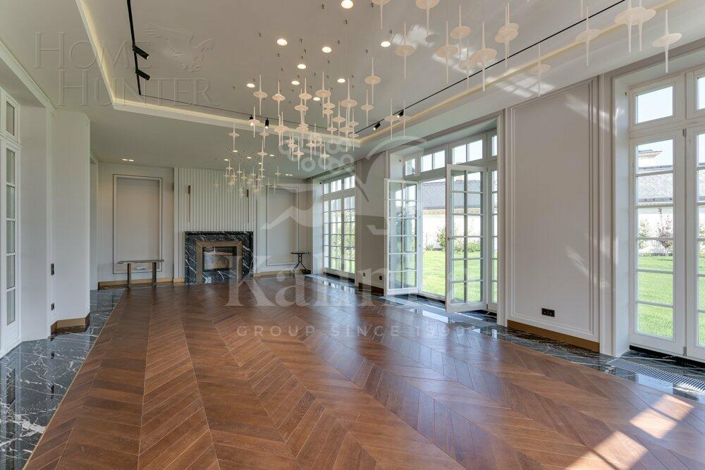 2-этажный коттедж 800 м² без отделки