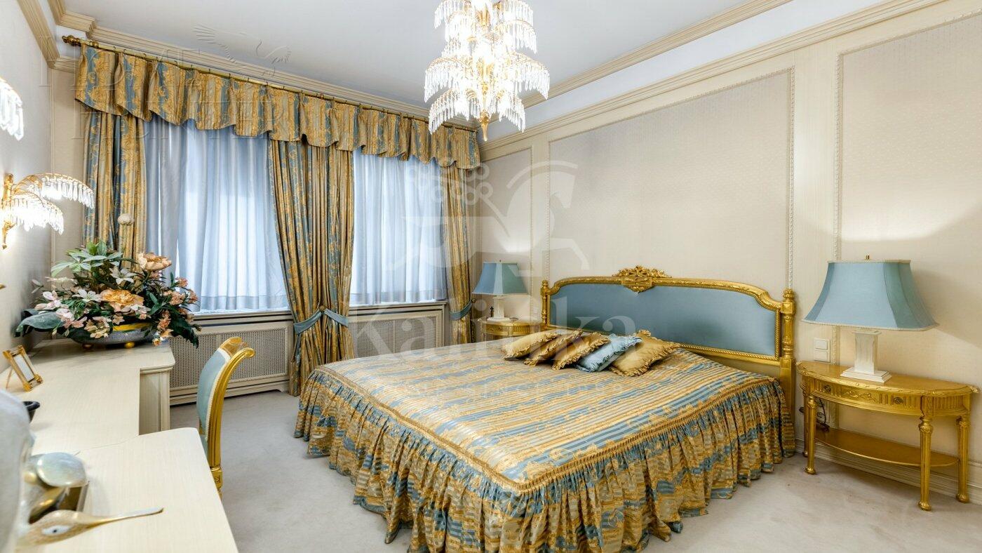 4-КОМН. КВАРТИРА С ОТДЕЛКОЙ 167.5 М² НА 5 ЭТАЖЕ