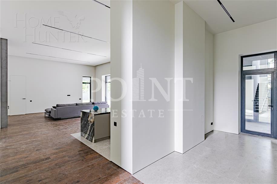 2-этажный коттедж 500 м² с отделкой