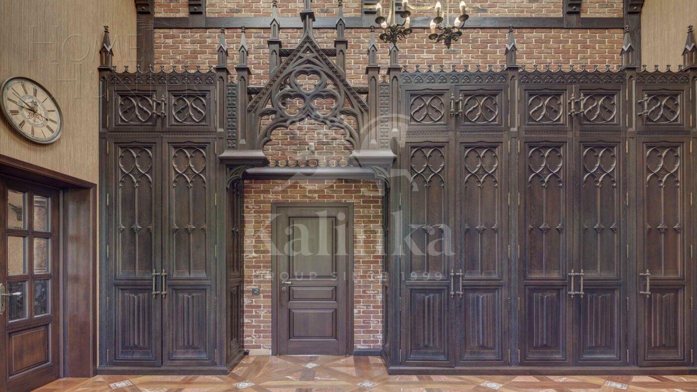 2-этажный коттедж 2 400 м² с отделкой