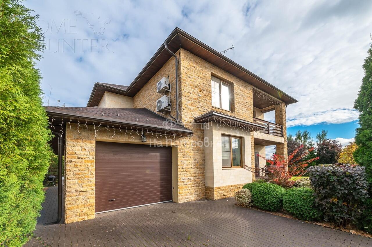 2-этажный коттедж 242.5 м² с отделкой