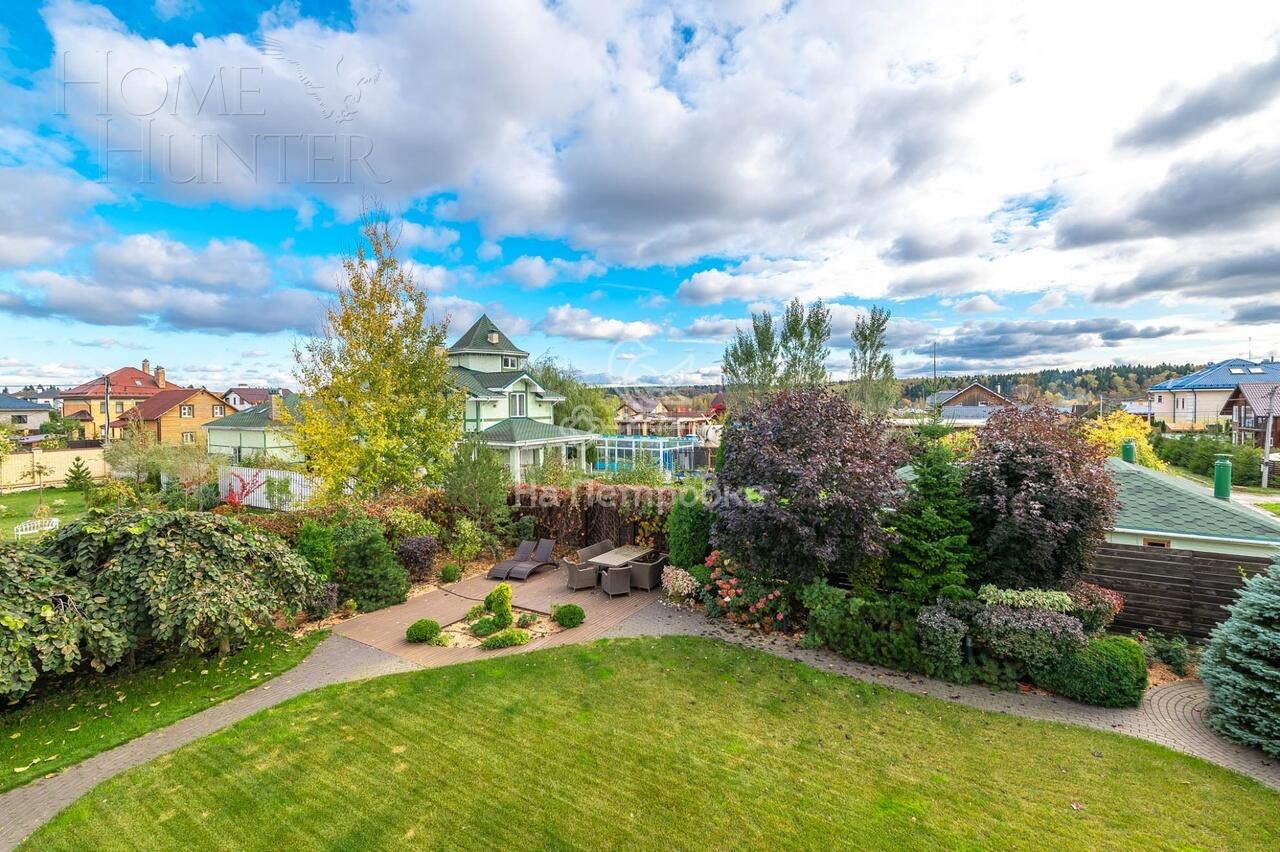 2-этажный коттедж 242.5 м² с отделкой