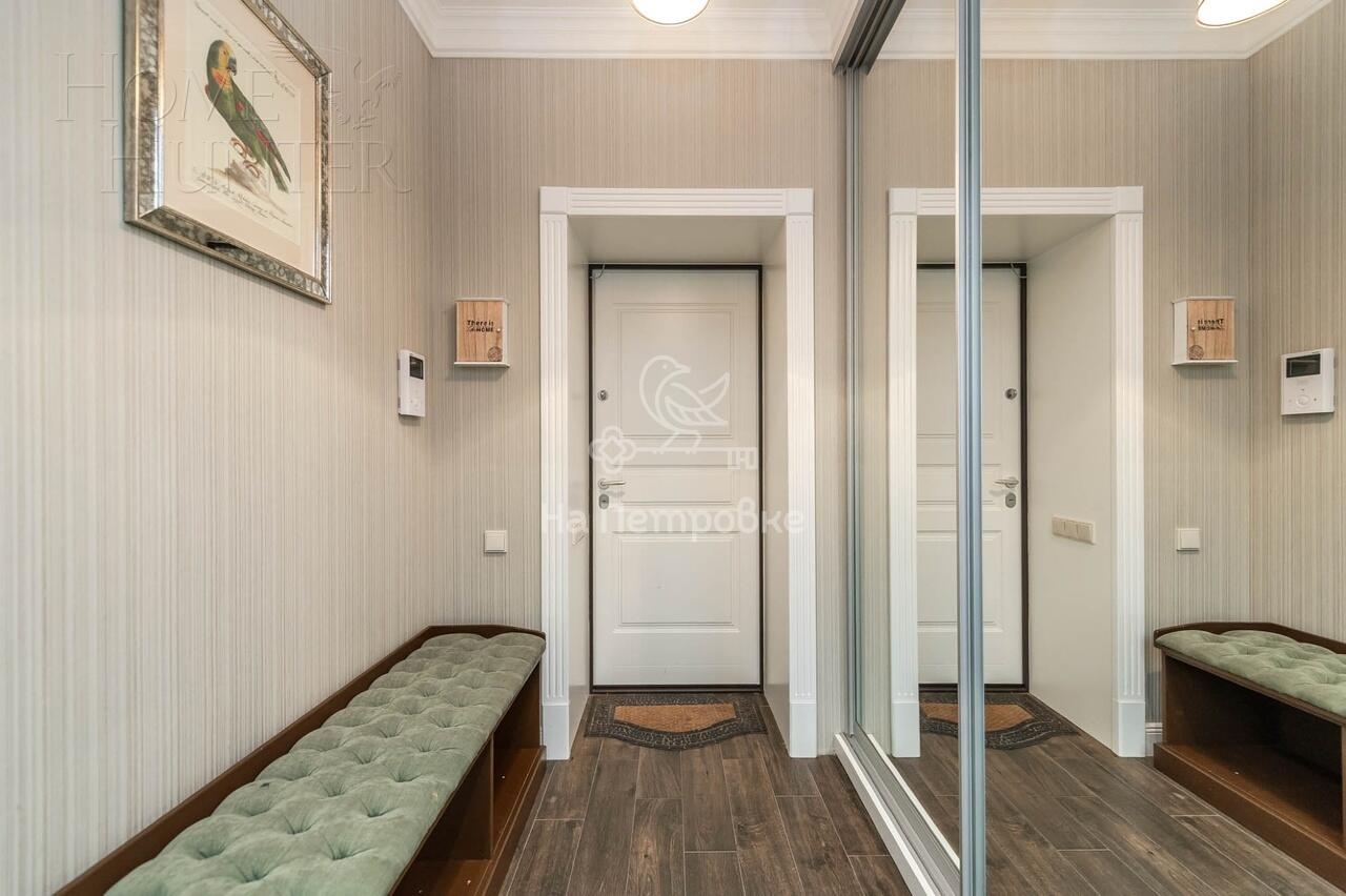 2-этажный коттедж 242.5 м² с отделкой