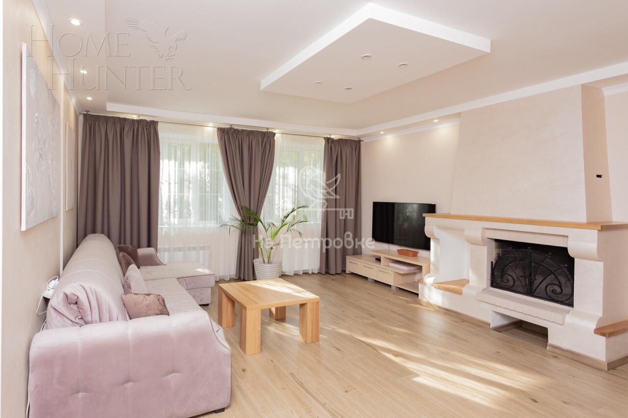 3-этажный коттедж 498 м² с отделкой