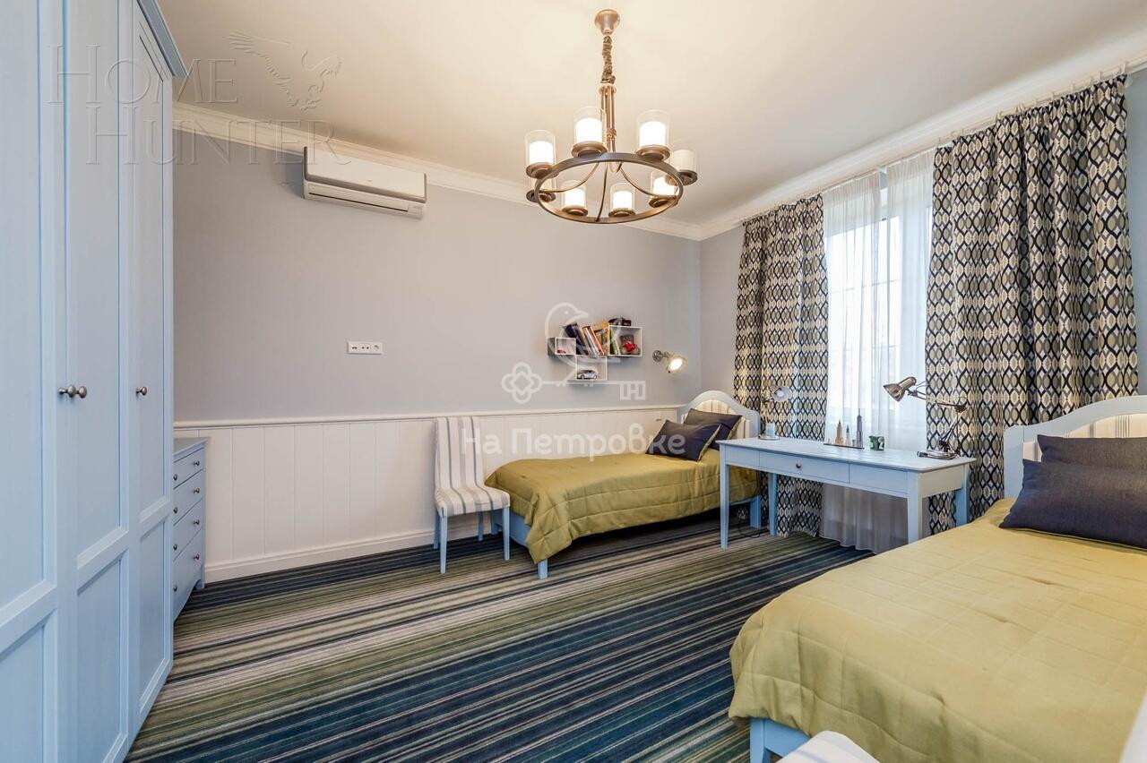 2-этажный коттедж 242.5 м² с отделкой