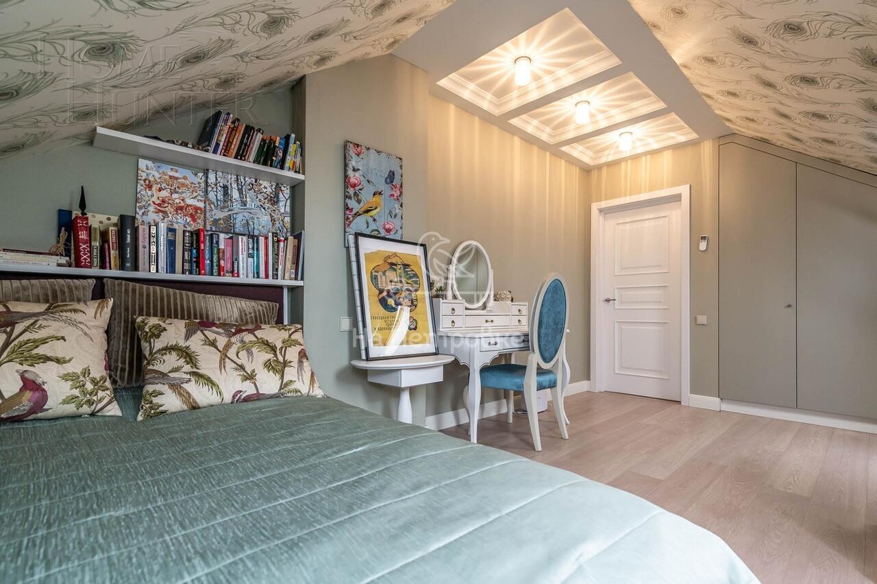 2-этажный коттедж 242.5 м² с отделкой