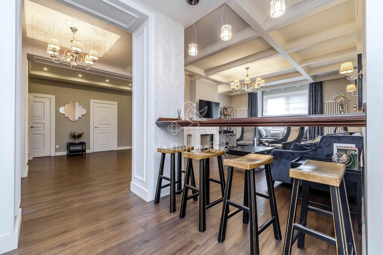 2-этажный коттедж 242.5 м² с отделкой