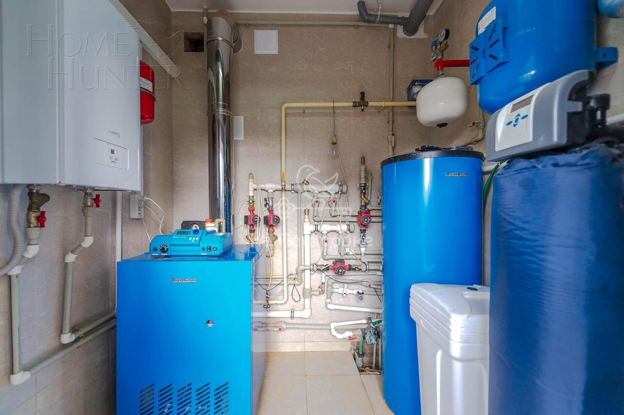 2-этажный коттедж 242.5 м² с отделкой