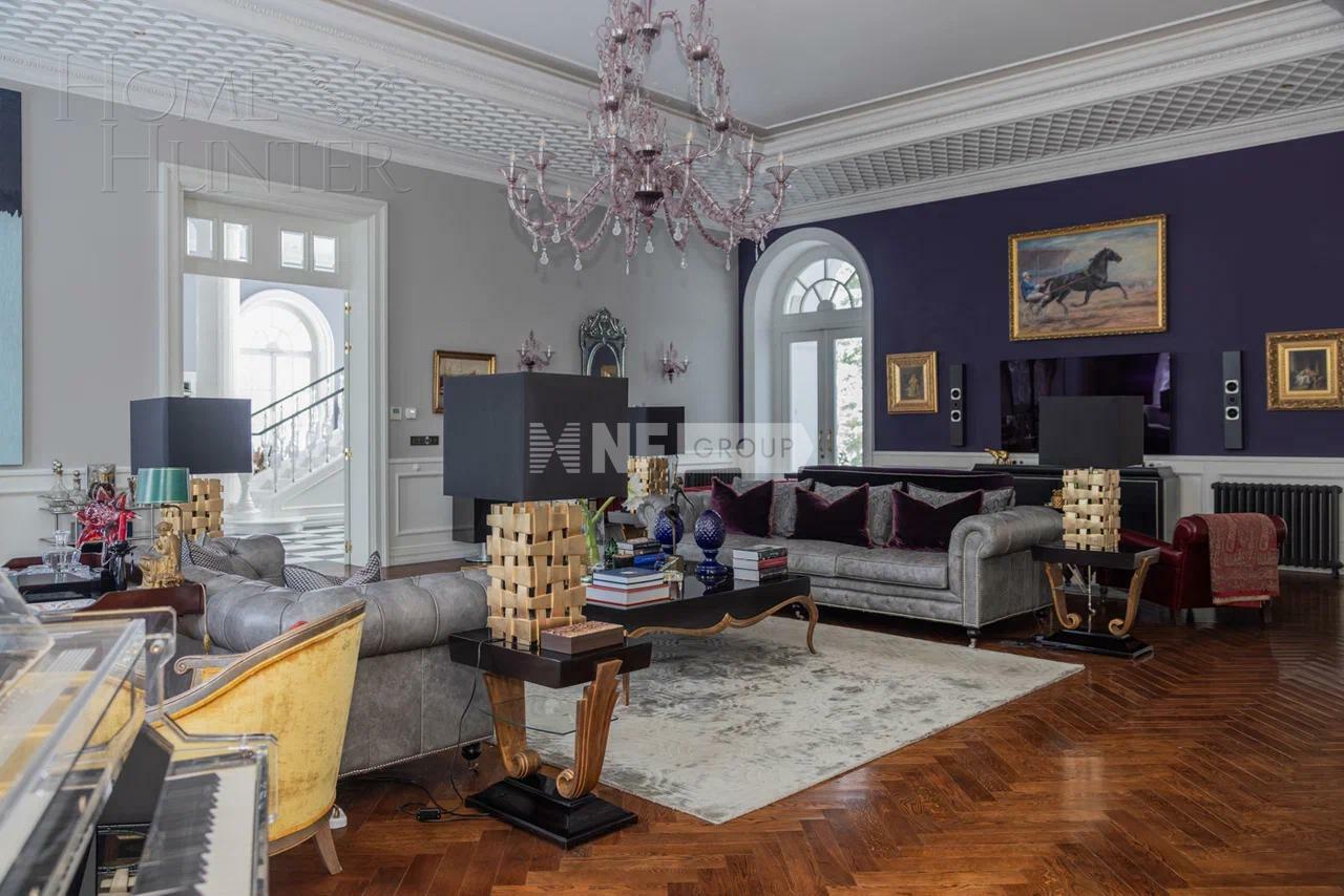 2-этажный коттедж 2 000 м² с отделкой