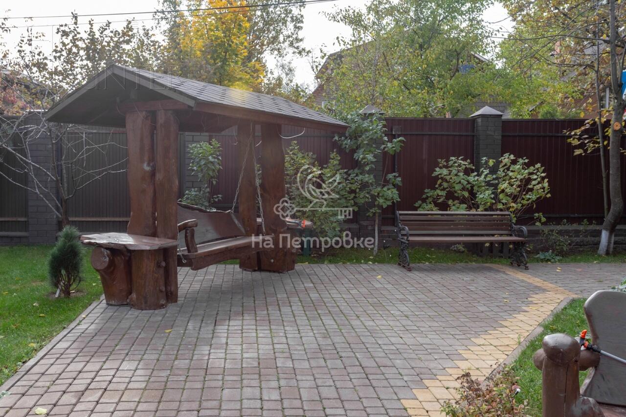 3-этажный коттедж 498 м² с отделкой