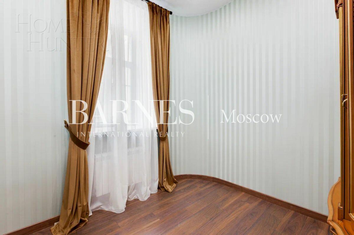 5-КОМН. КВАРТИРА С ОТДЕЛКОЙ 177 М² НА 3 ЭТАЖЕ