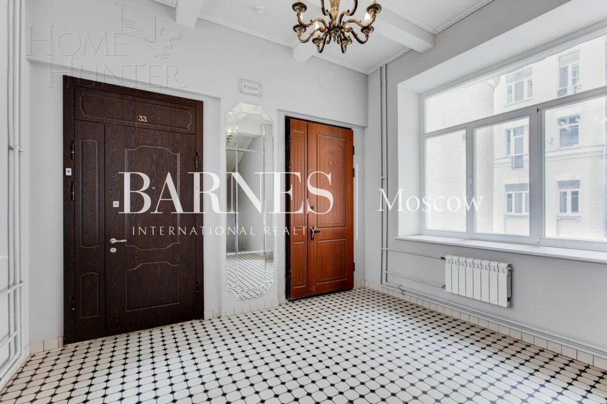 5-КОМН. КВАРТИРА С ОТДЕЛКОЙ 177 М² НА 3 ЭТАЖЕ