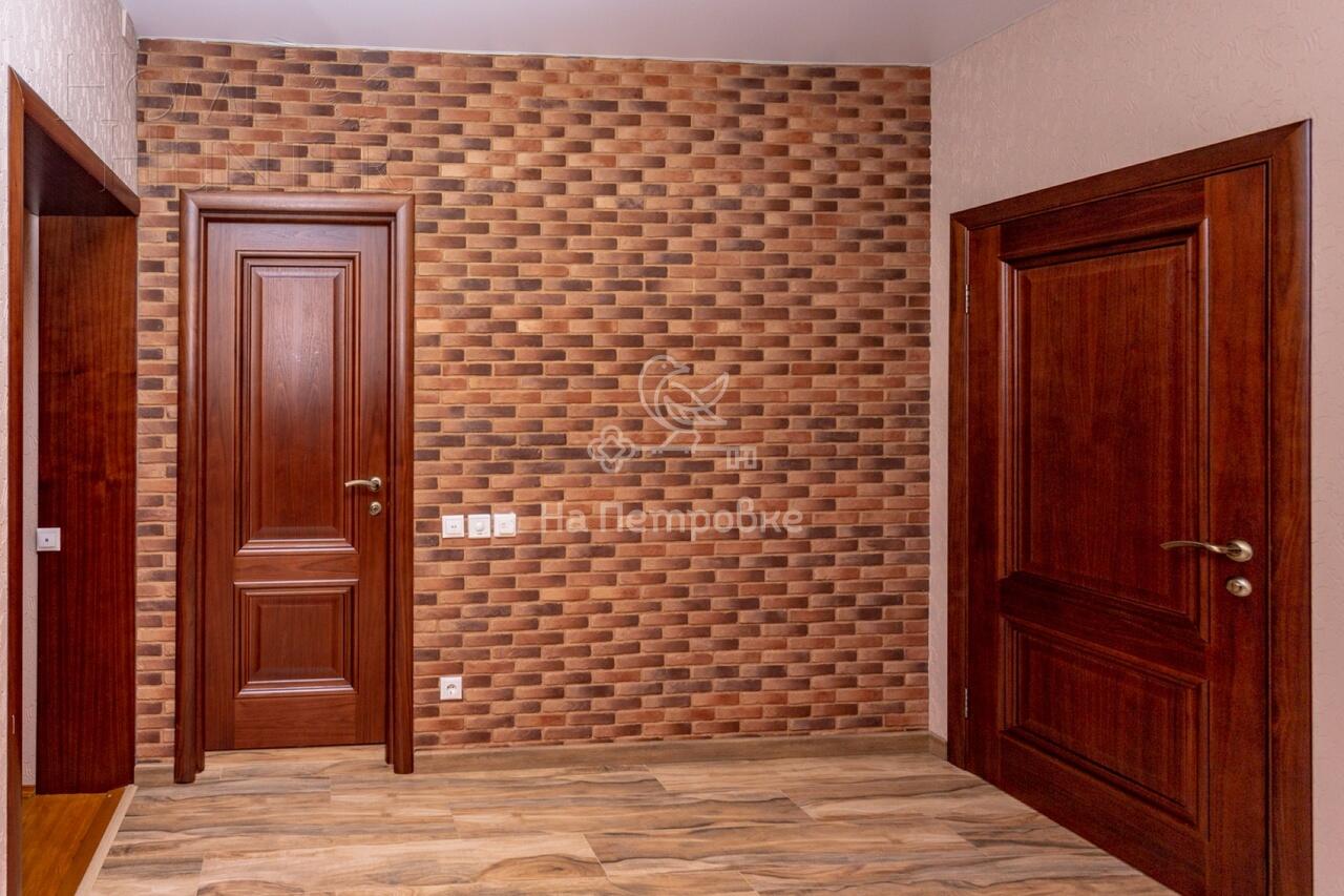 3-этажный коттедж 498 м² с отделкой