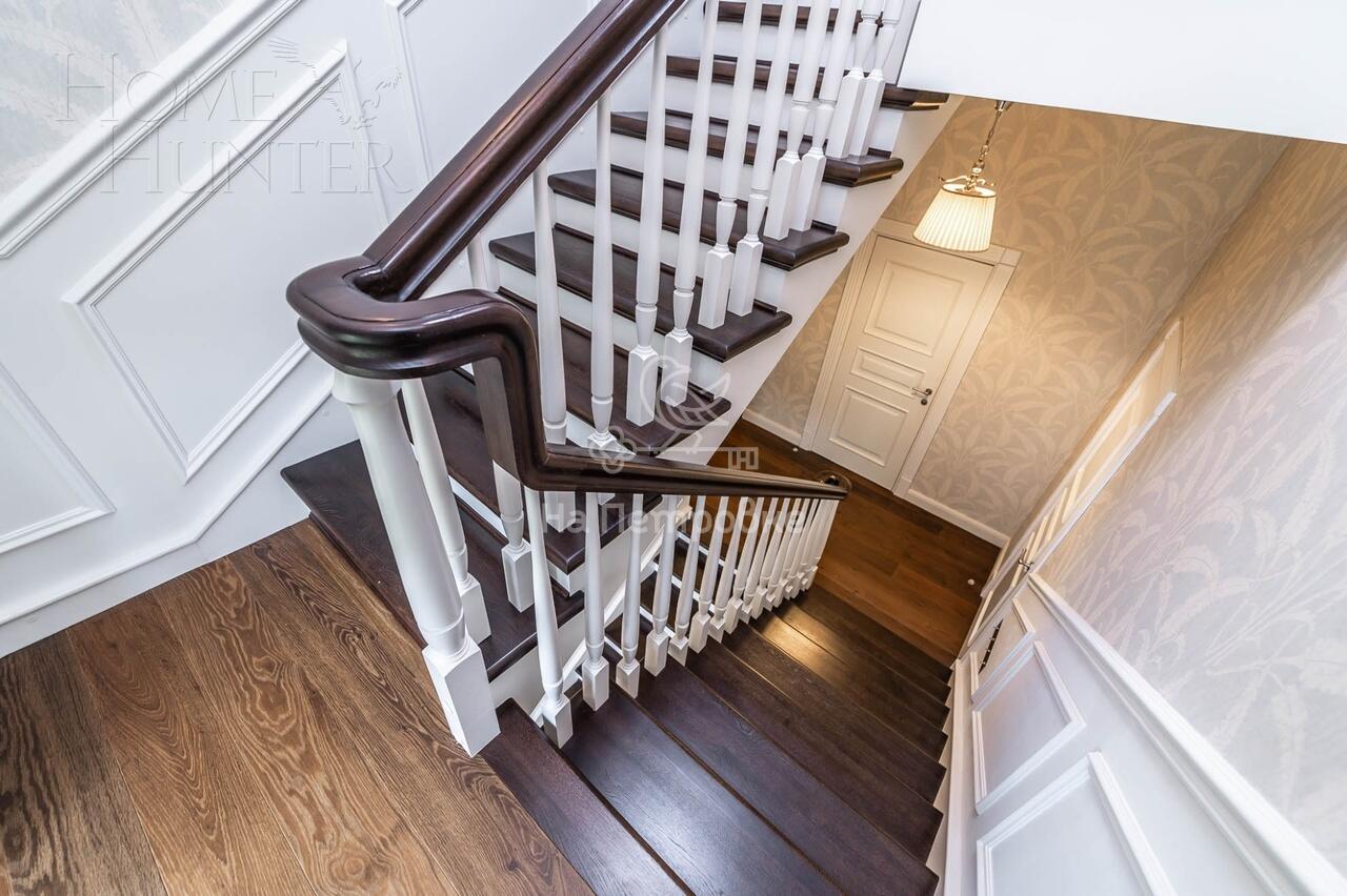 2-этажный коттедж 242.5 м² с отделкой