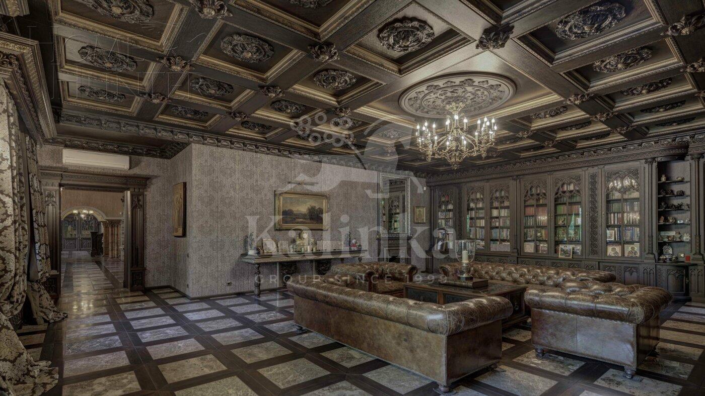 2-этажный коттедж 2 400 м² с отделкой