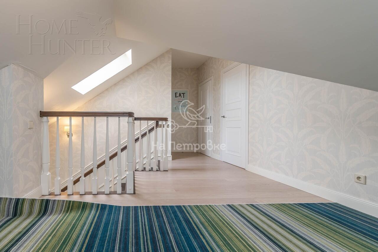 2-этажный коттедж 242.5 м² с отделкой