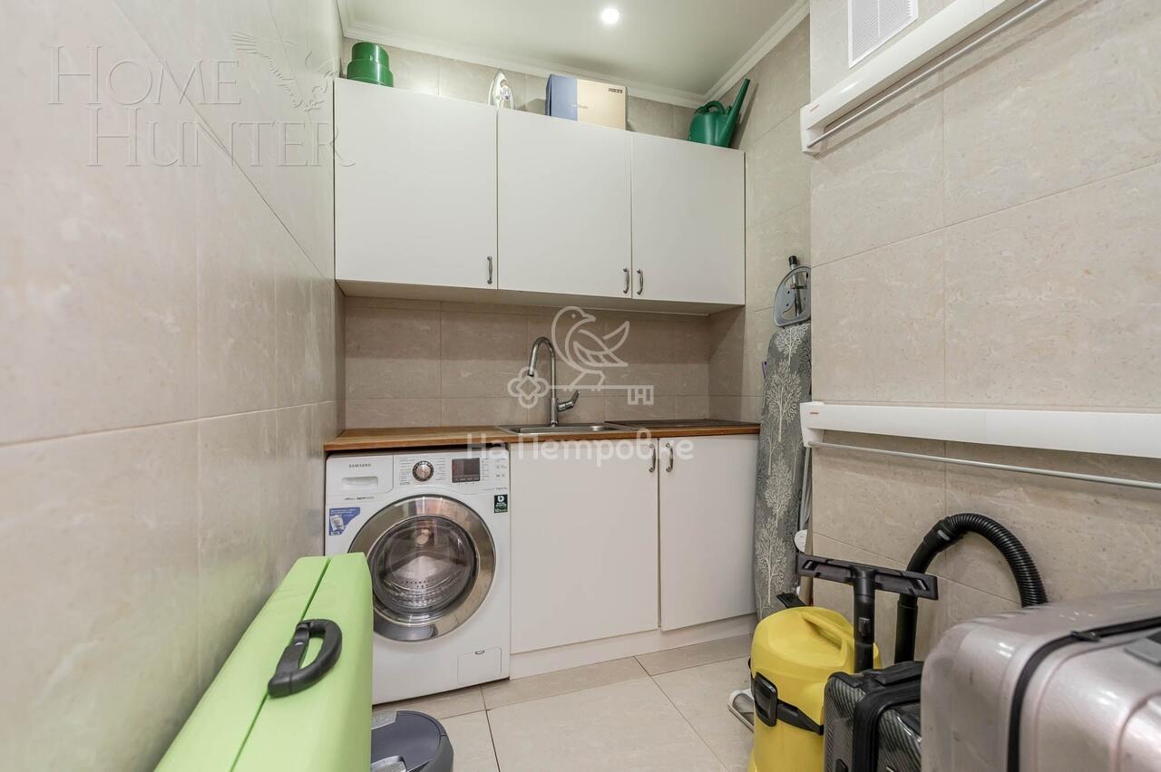 2-этажный коттедж 242.5 м² с отделкой