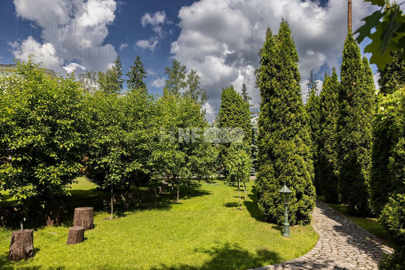 2-этажный коттедж 2 000 м² с отделкой