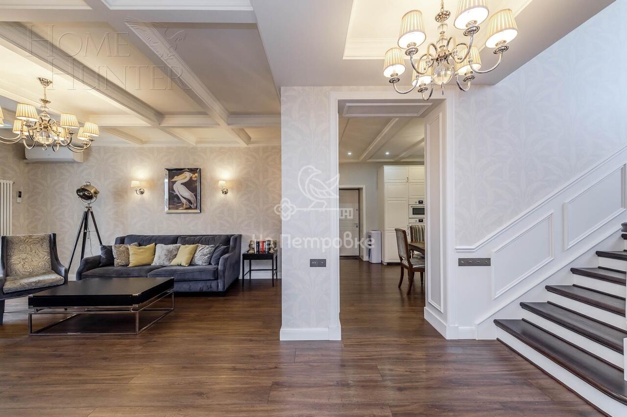 2-этажный коттедж 242.5 м² с отделкой