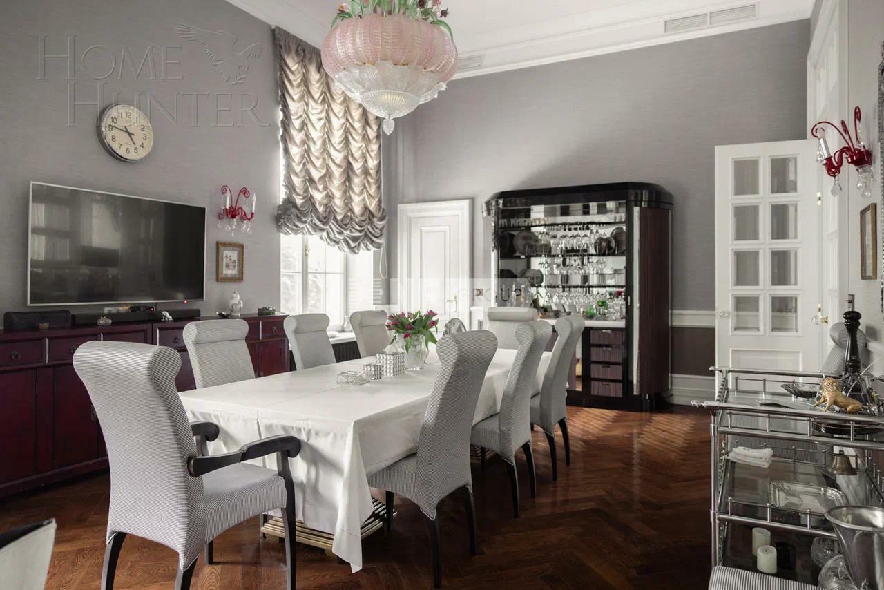 2-этажный коттедж 2 000 м² с отделкой