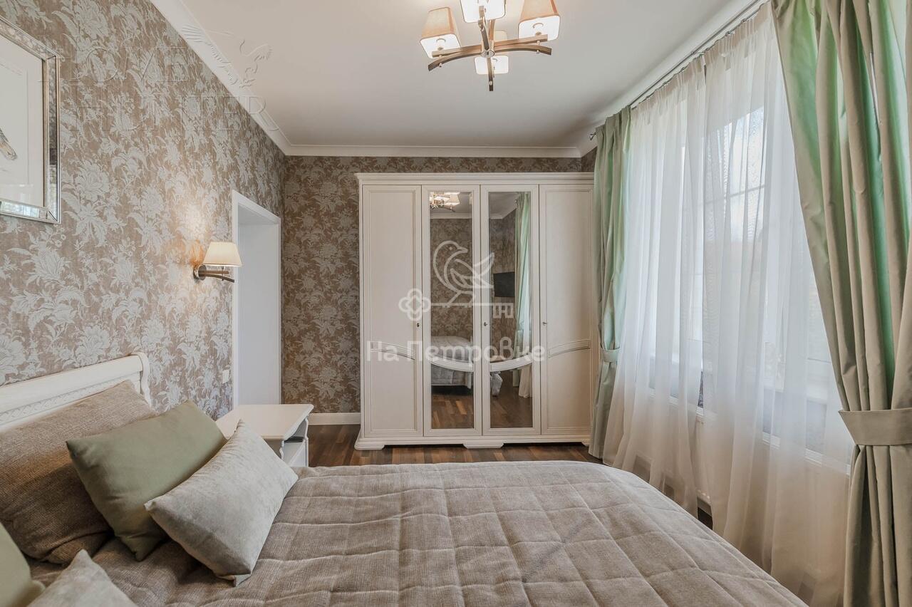 2-этажный коттедж 242.5 м² с отделкой