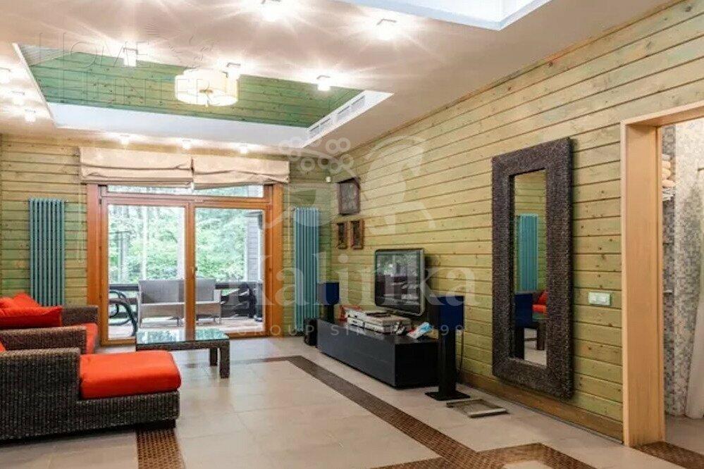 2-этажный коттедж 820 м² с отделкой