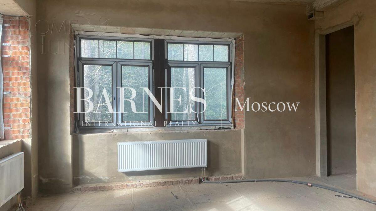 2-этажный коттедж 1 000 м² без отделки