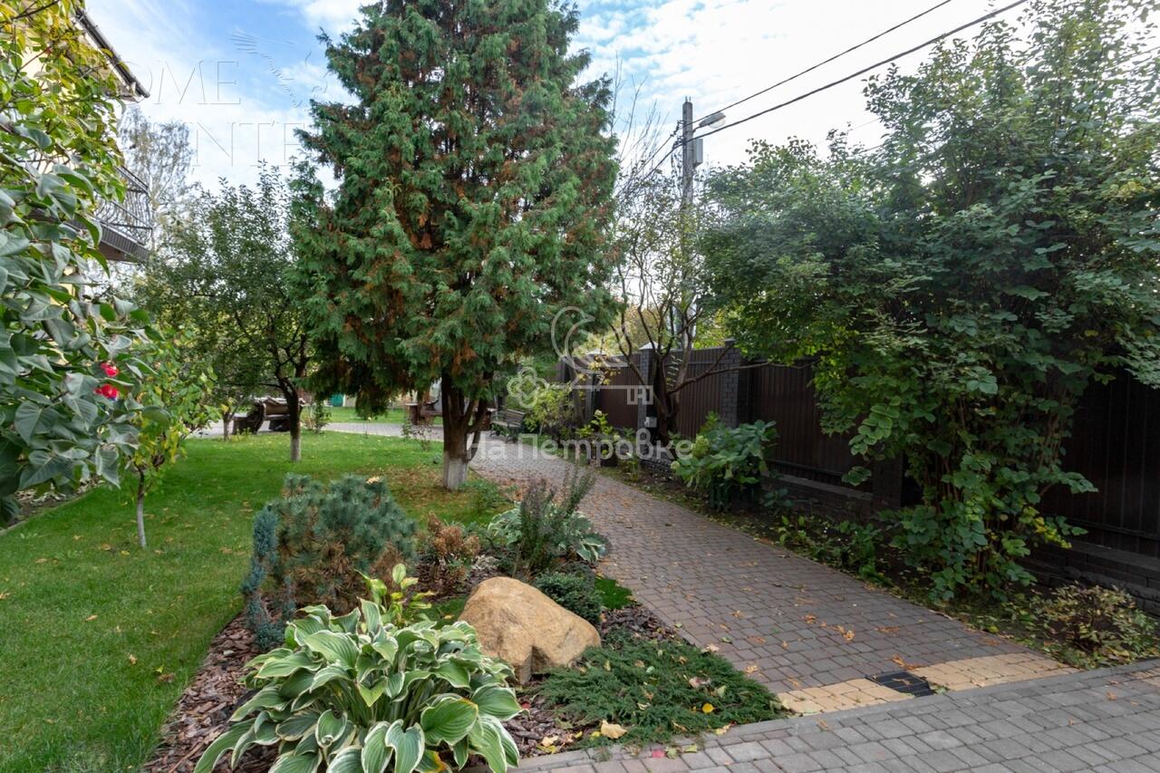 3-этажный коттедж 498 м² с отделкой