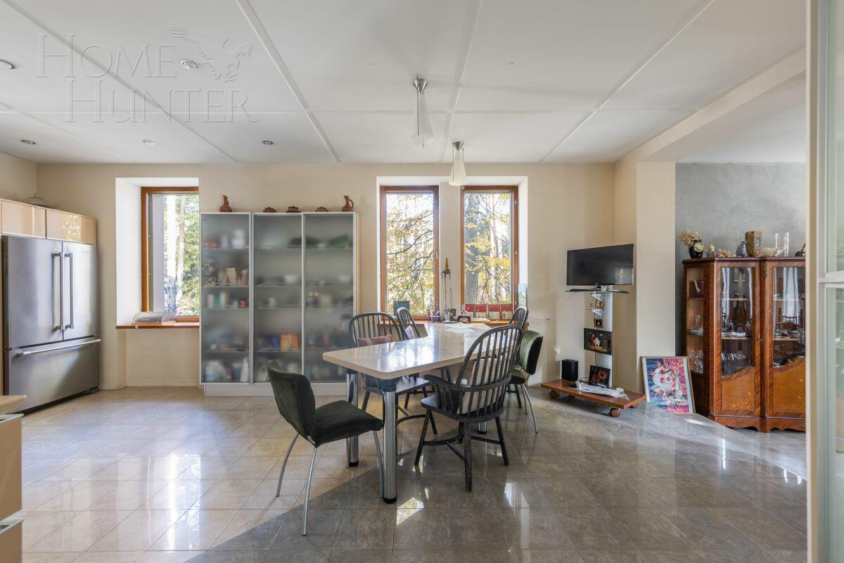 2-этажный коттедж 600 м² с отделкой