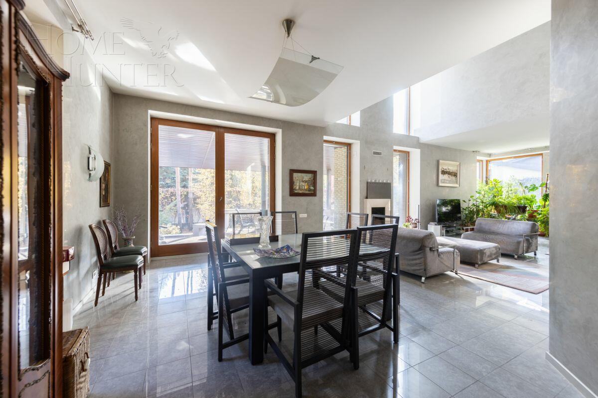 2-этажный коттедж 600 м² с отделкой