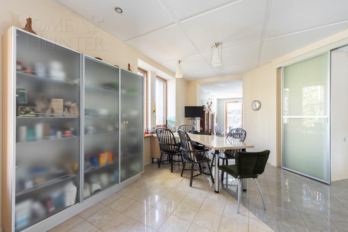 2-этажный коттедж 600 м² с отделкой