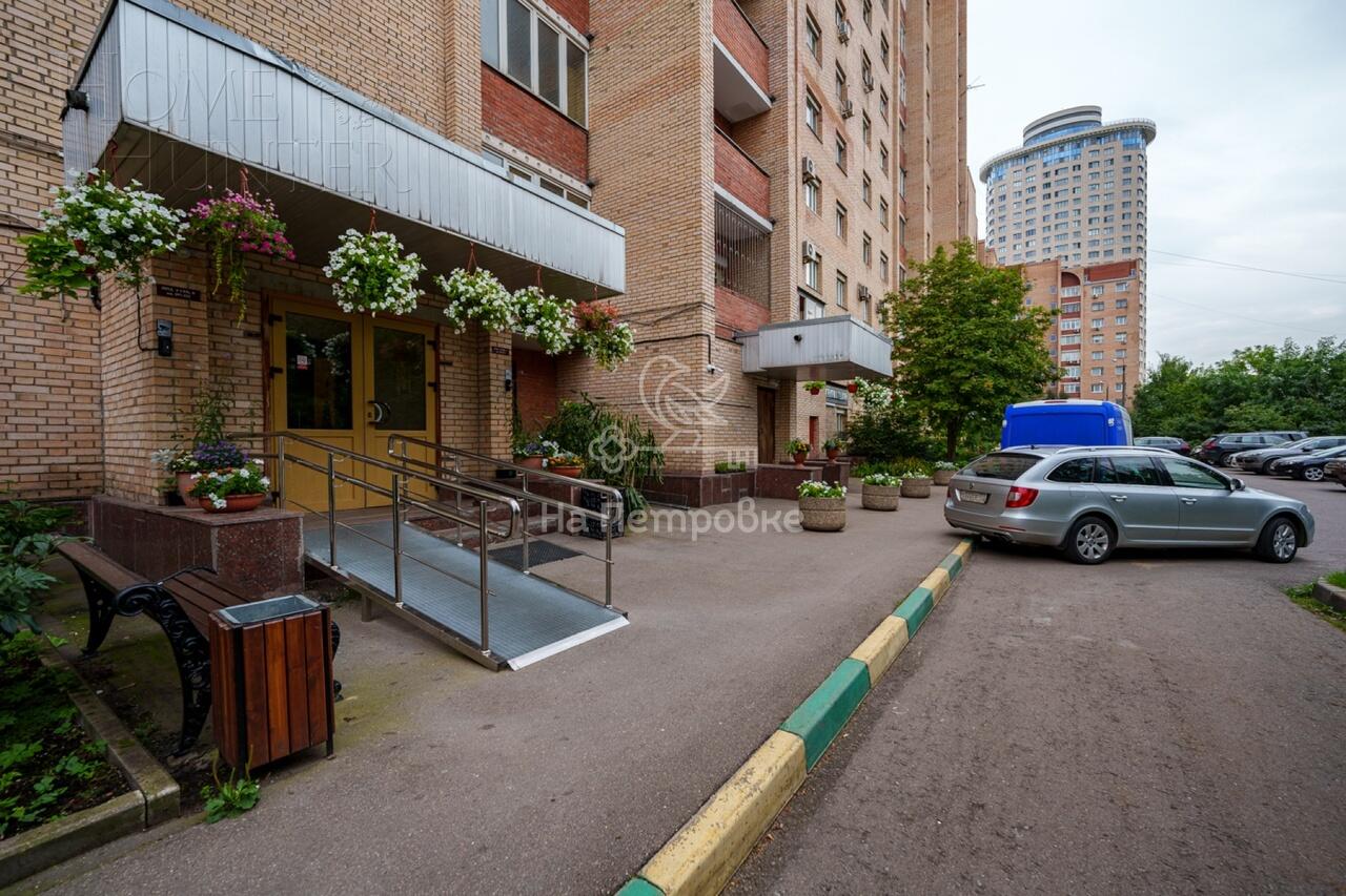 5-КОМН. КВАРТИРА С ОТДЕЛКОЙ 180 М² НА 14 ЭТАЖЕ