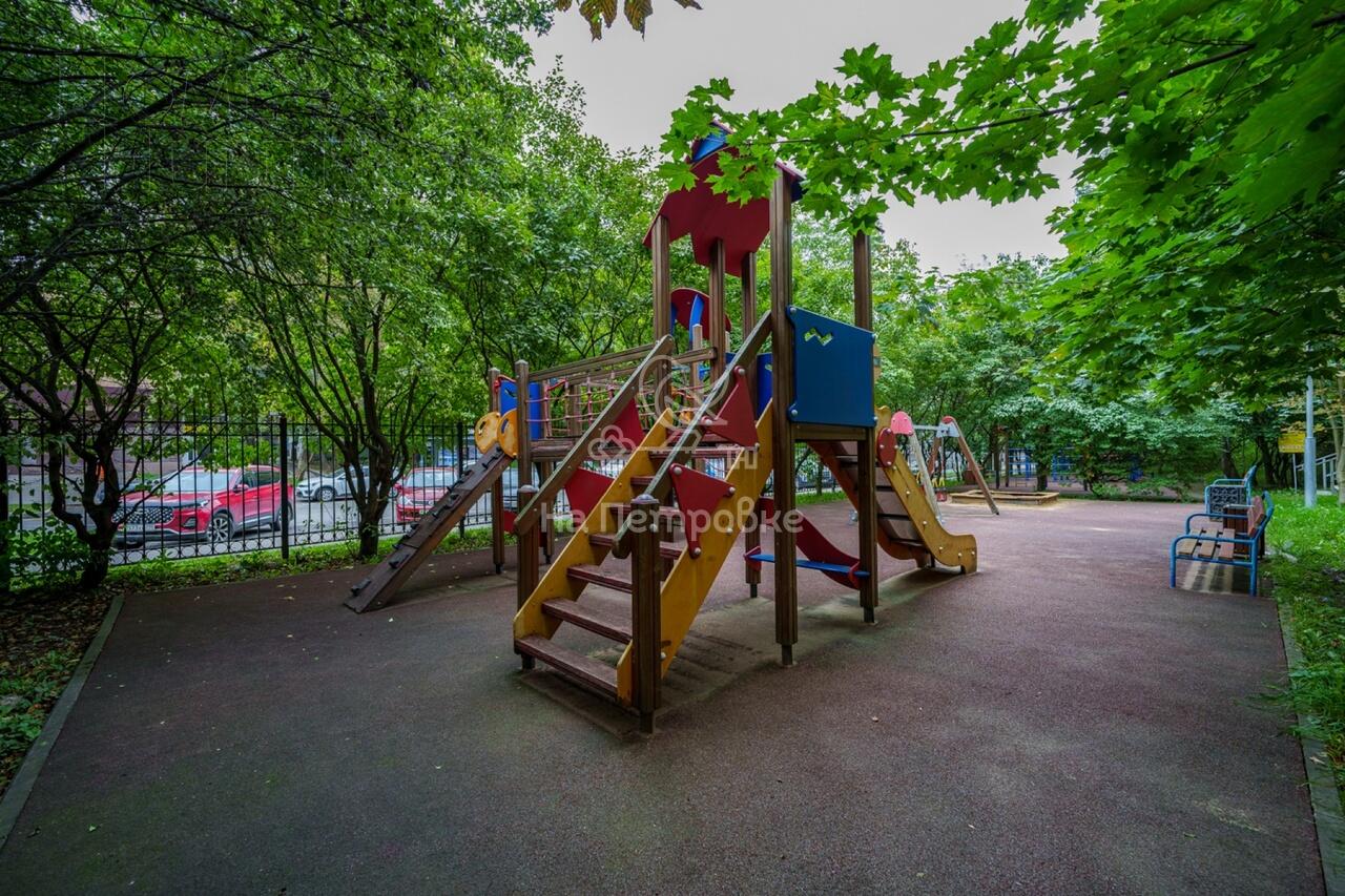 5-КОМН. КВАРТИРА С ОТДЕЛКОЙ 180 М² НА 14 ЭТАЖЕ