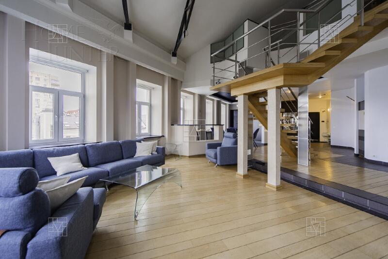 2-УРОВНЕВАЯ КВАРТИРА С ОТДЕЛКОЙ 255 М² НА 4 ЭТАЖЕ